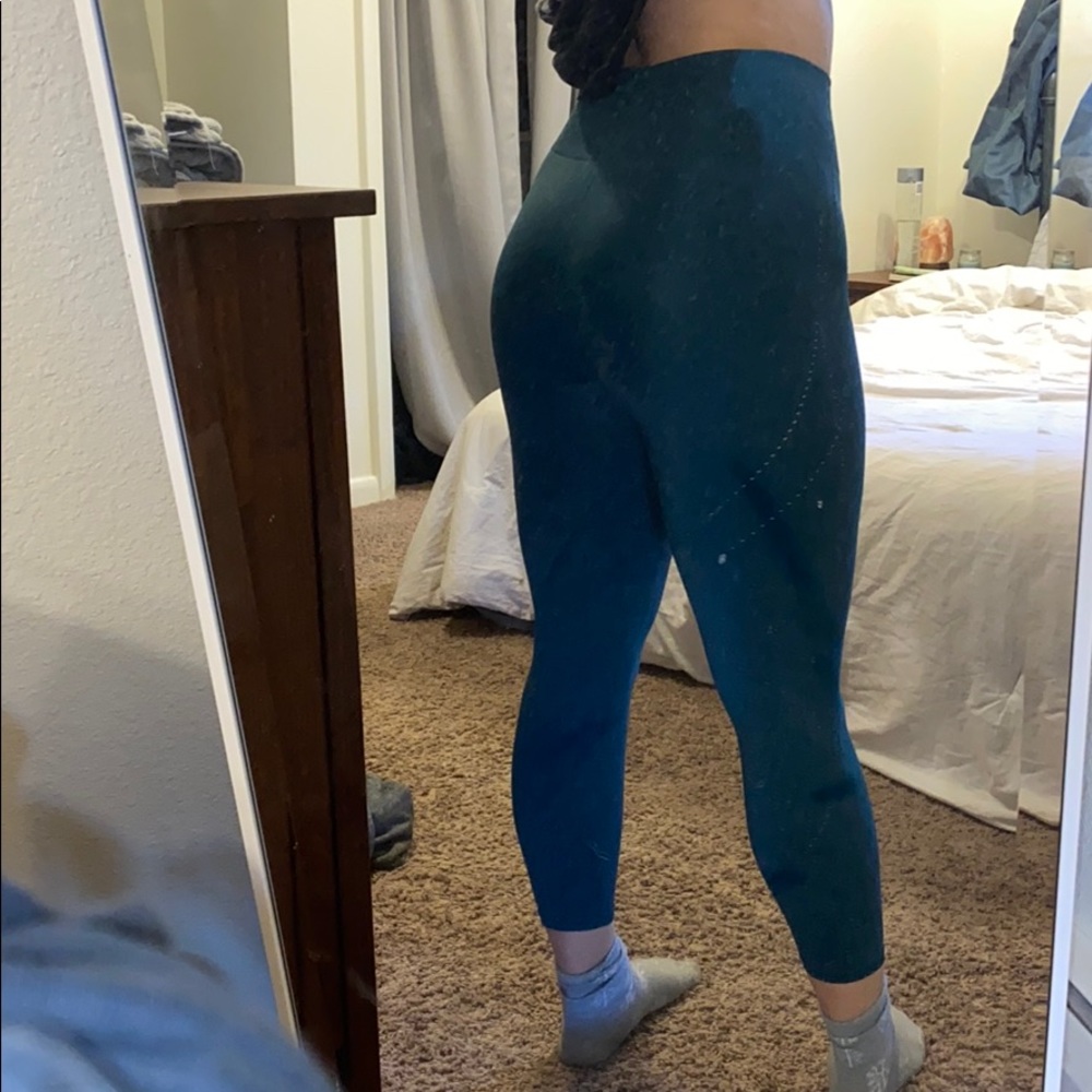 Fabletics green blue leggings